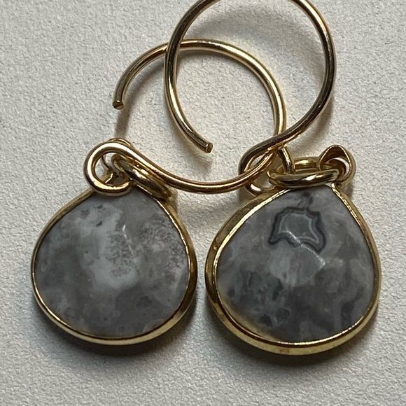 New: Agate Gemstone Teardrop Briolette Earrings - Picture 2 of 6